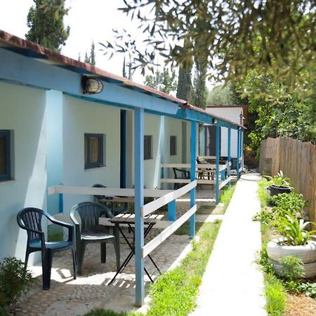 Glamping Rooms At The Sea Turtle Dhërmi Esterno foto