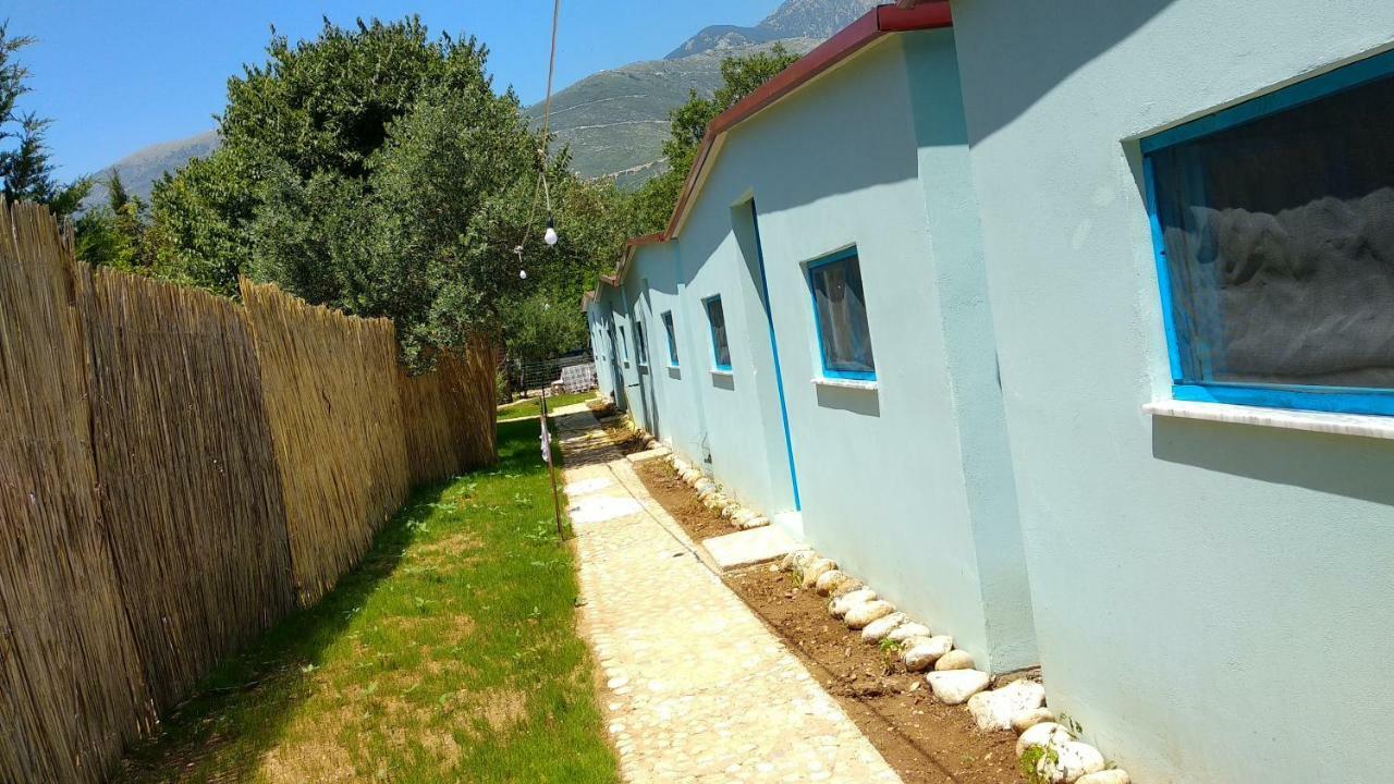 Glamping Rooms At The Sea Turtle Dhërmi Esterno foto